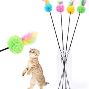 Pets.Love.Earth PomPom Wand with Colored Feathers
